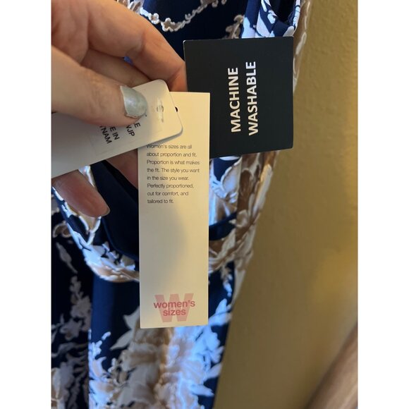 Studio One New York Navy Blue Floral Maxi Dress Sleeveless Keyhole Accent - Picture 7 of 10